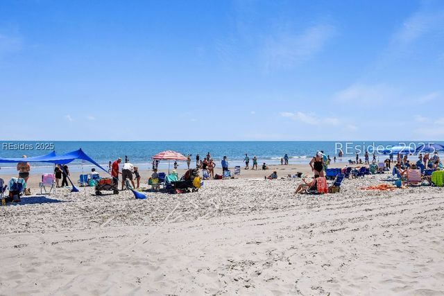 59 Carnoustie Rd Apt 243, Hilton Head Island, SC 29928
