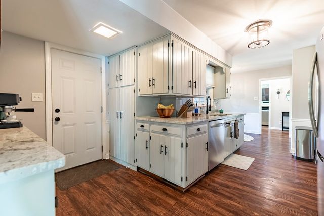 8016 Hohman Avenue, Munster, IN 46321