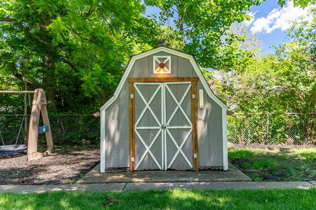 8016 Hohman Avenue, Munster, IN 46321