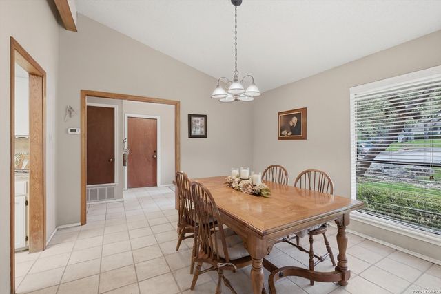 2023 ENCINO VALLEY ST, San Antonio, TX 78259
