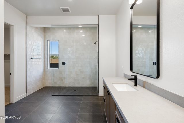 7379 W LISBON Lane, Peoria, AZ 85381