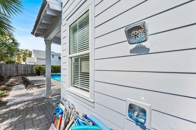 106 Shirah Street, Destin, FL 32541