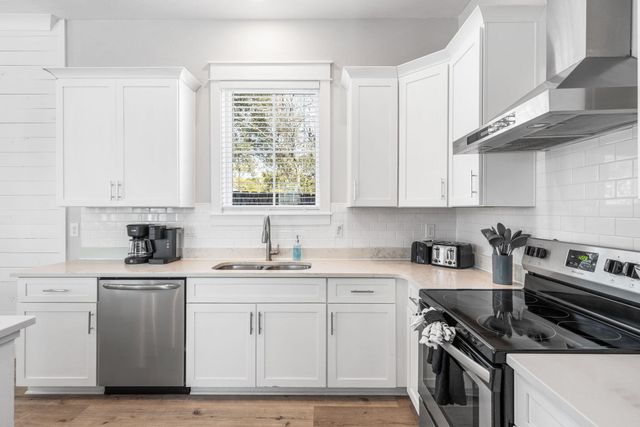 106 Shirah Street, Destin, FL 32541