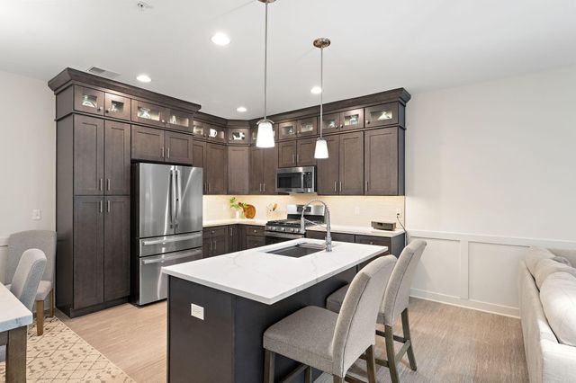 1346 Parke Drive, Crown Point, IN 46307