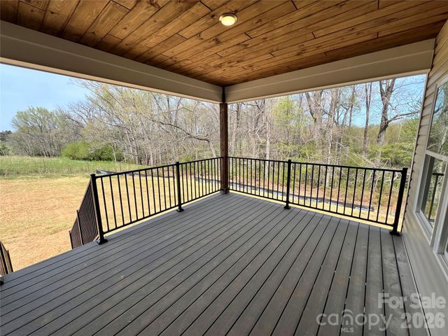 42629 Greenview Drive, Albemarle, NC 28001