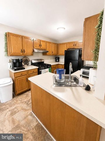 514 UPLAND ST, Pottstown, PA 19464