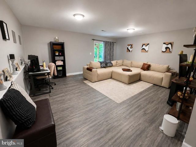 514 UPLAND ST, Pottstown, PA 19464