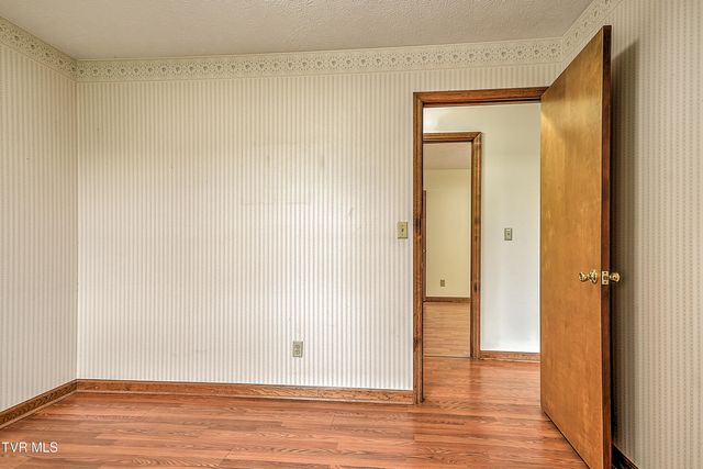 6059 Carters Valley Road, Church Hill, TN 37642