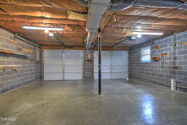 6059 Carters Valley Road, Church Hill, TN 37642