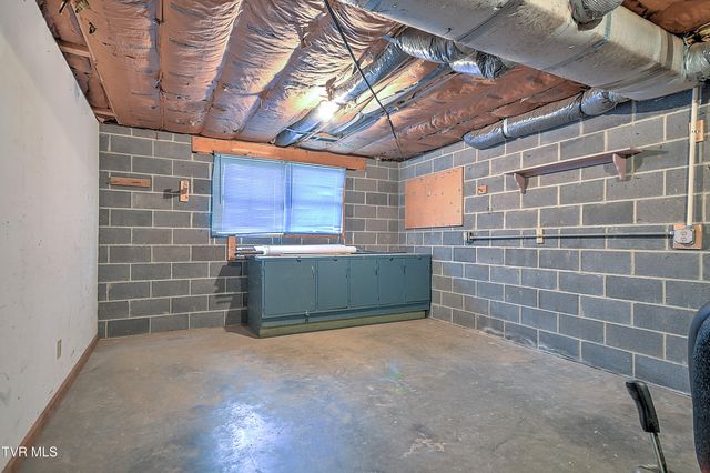 6059 Carters Valley Road, Church Hill, TN 37642