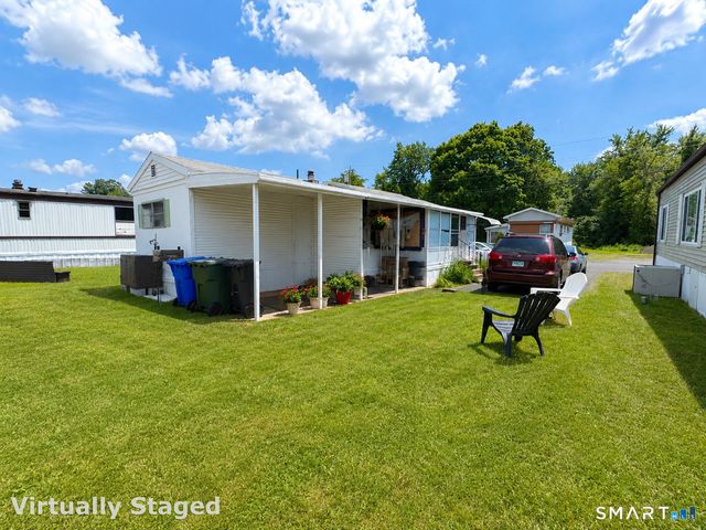 18 Rivermead Boulevard, East Hartford, CT 06118
