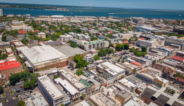 348 King Street Apt I, Charleston, SC 29401