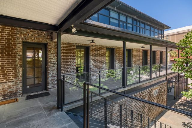 348 King Street Apt I, Charleston, SC 29401