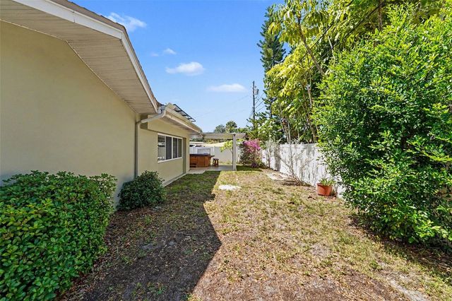 12196 145TH ST, Largo, FL 33774