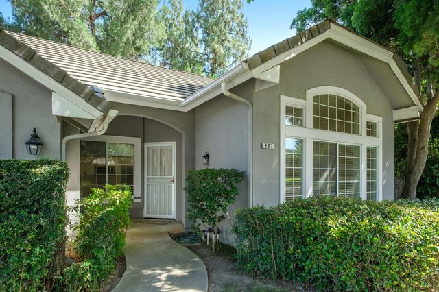 807 E Brighton Lane, Fresno, CA 93720