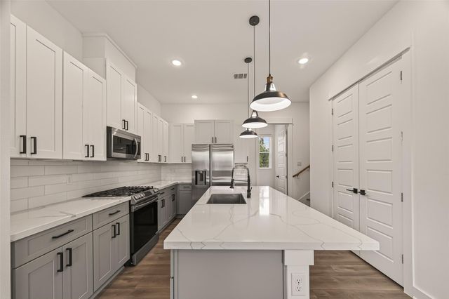 1406 Mansfield Street, Houston, TX 77091