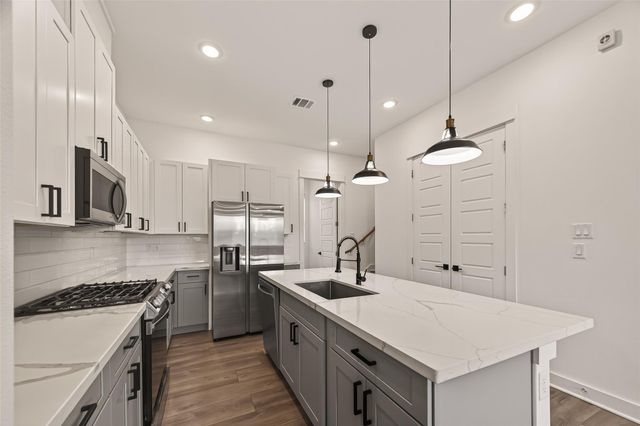 1406 Mansfield Street, Houston, TX 77091