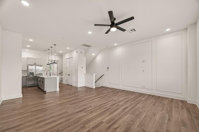 1406 Mansfield Street, Houston, TX 77091