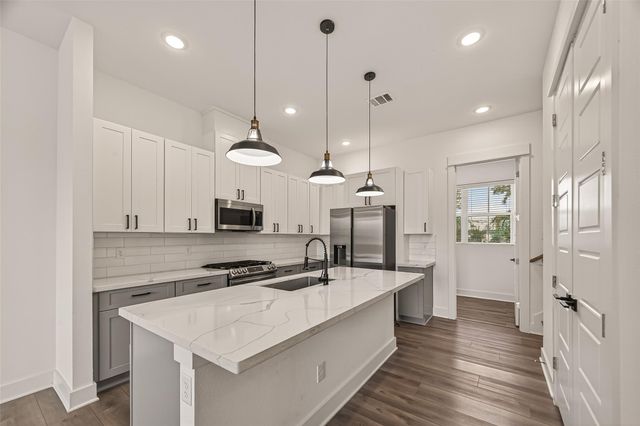 1406 Mansfield Street, Houston, TX 77091