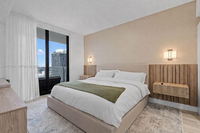 1010 Brickell Ave 4009, Miami, FL 33131