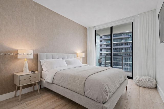 1010 Brickell Ave 4009, Miami, FL 33131