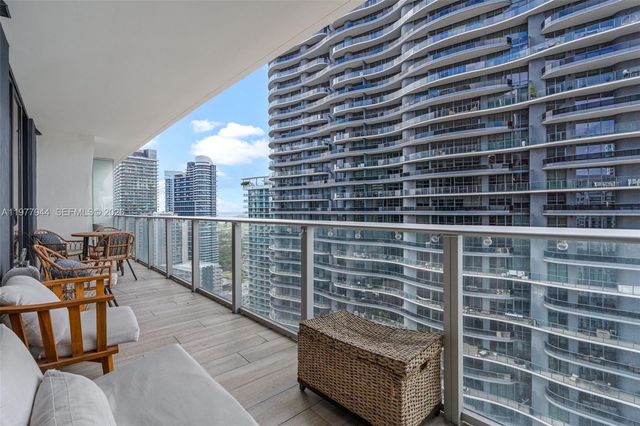 1010 Brickell Ave 4009, Miami, FL 33131