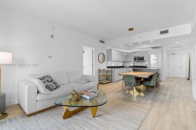 1010 Brickell Ave 4009, Miami, FL 33131