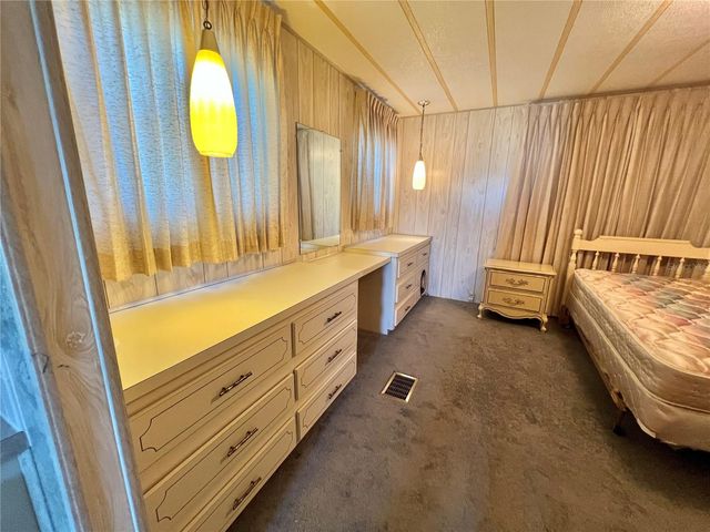 180 HIBISCUS WAY, Leesburg, FL 34748