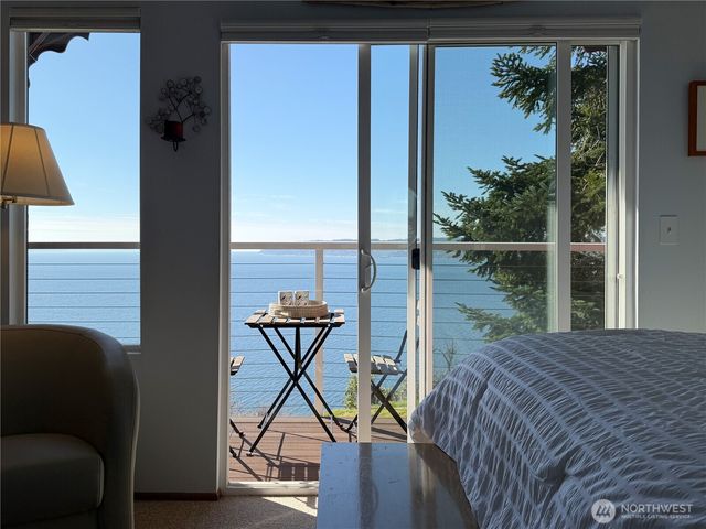 46 G Mukilteo Way, Hat Island, WA 98206
