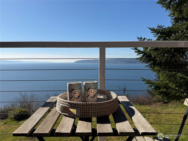 46 G Mukilteo Way, Hat Island, WA 98206