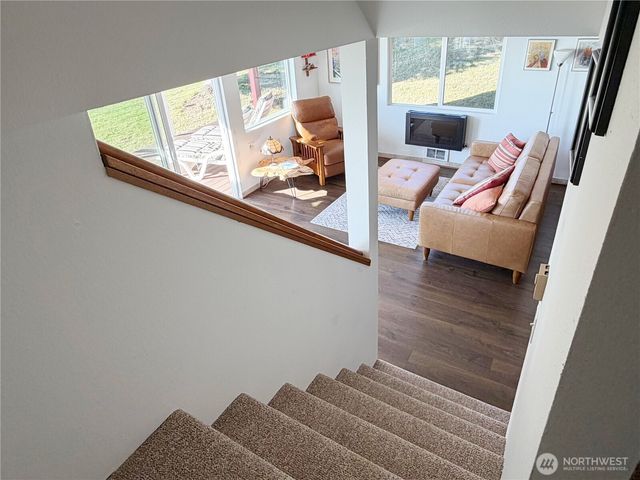 46 G Mukilteo Way, Hat Island, WA 98206