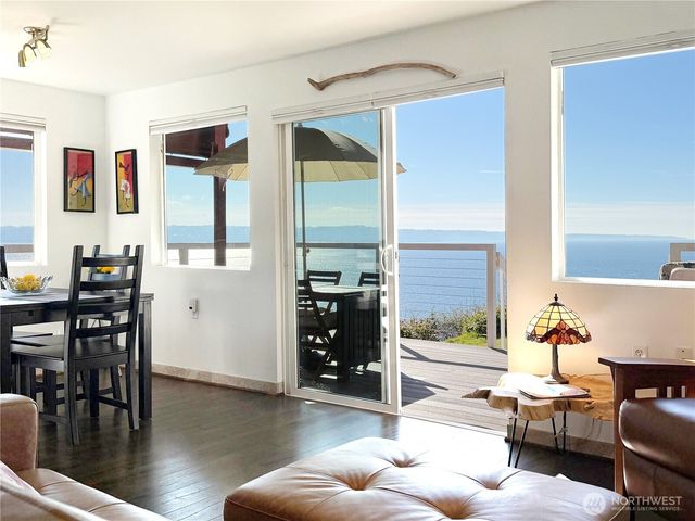 46 G Mukilteo Way, Hat Island, WA 98206