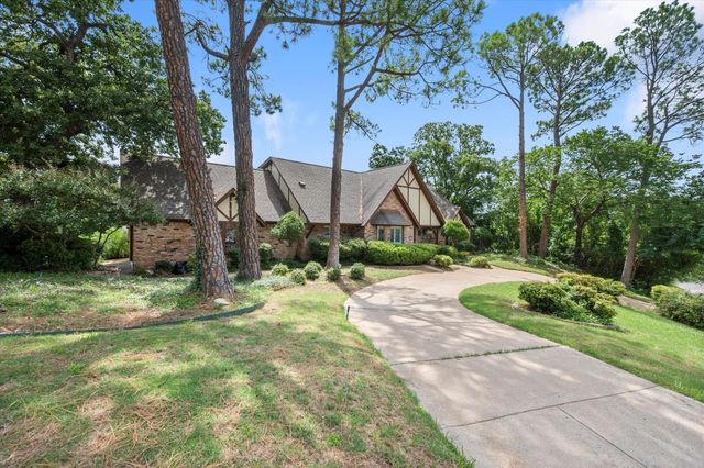 1005 Acorn Court, Arlington, TX 76012