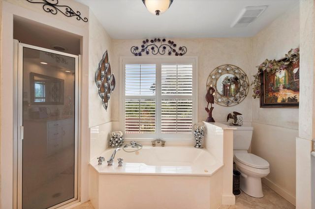 1005 Acorn Court, Arlington, TX 76012