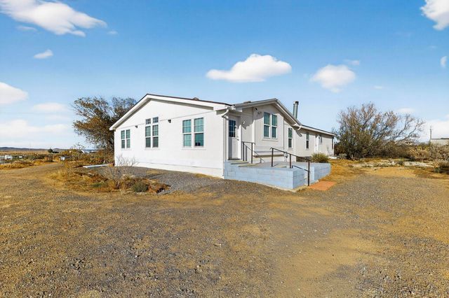 8 Clinger Lane, Los Lunas, NM 87031