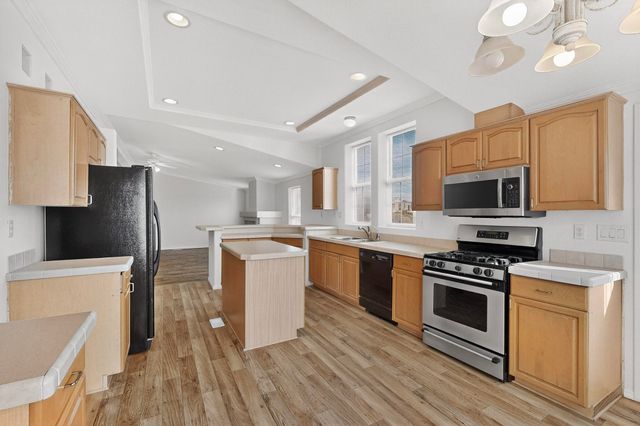 8 Clinger Lane, Los Lunas, NM 87031