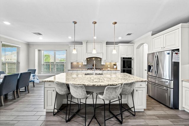 16719 Harbor Falls Drive, Cypress, TX 77433