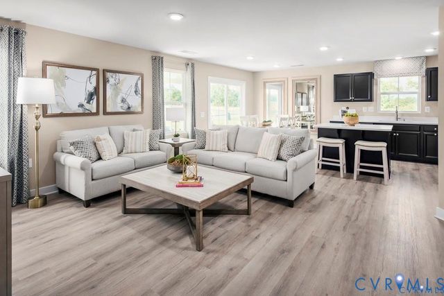 3 Nine Iron Dr, Richmond, VA 23223