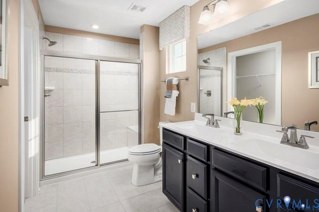 3 Nine Iron Dr, Richmond, VA 23223