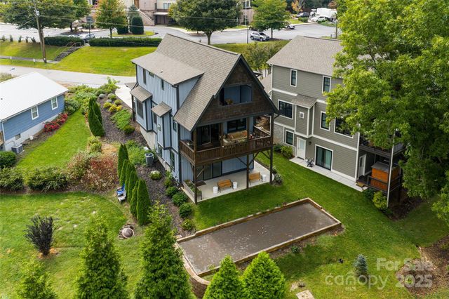 79 Culvern Street, Asheville, NC 28804