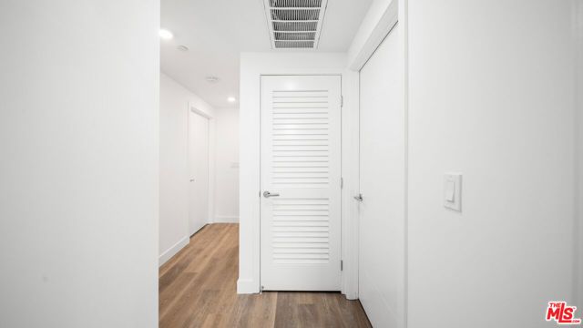 5153 Maplewood Avenue 407, Los Angeles, CA 90004