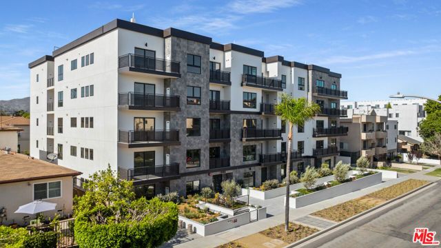 5153 Maplewood Avenue 407, Los Angeles, CA 90004