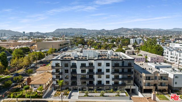5153 Maplewood Avenue 407, Los Angeles, CA 90004