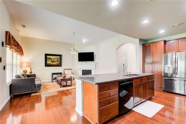 529 Olympic Way, Acworth, GA 30102