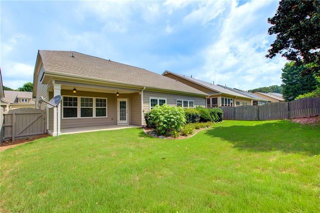 529 Olympic Way, Acworth, GA 30102