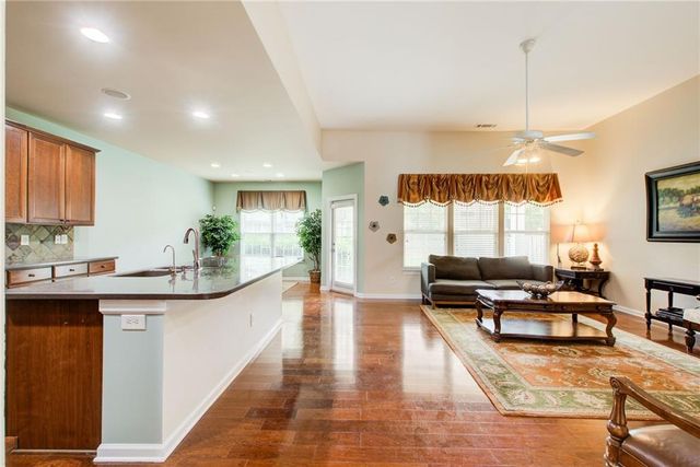 529 Olympic Way, Acworth, GA 30102