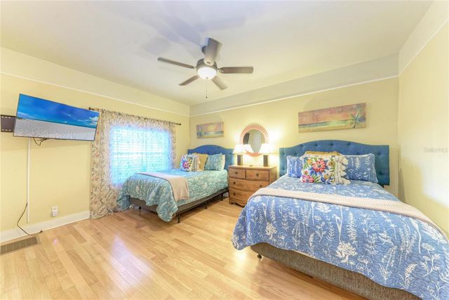 1315 15TH AVENUE W, Bradenton, FL 34205