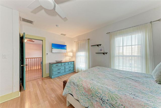 1315 15TH AVENUE W, Bradenton, FL 34205