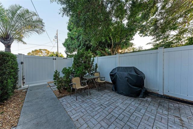 1315 15TH AVENUE W, Bradenton, FL 34205