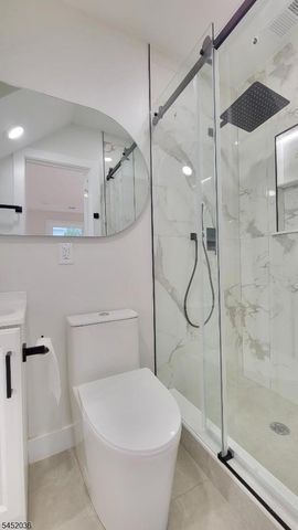 135 Lake Shore Dr, Parsippany-troy Hills Twp., NJ 07054